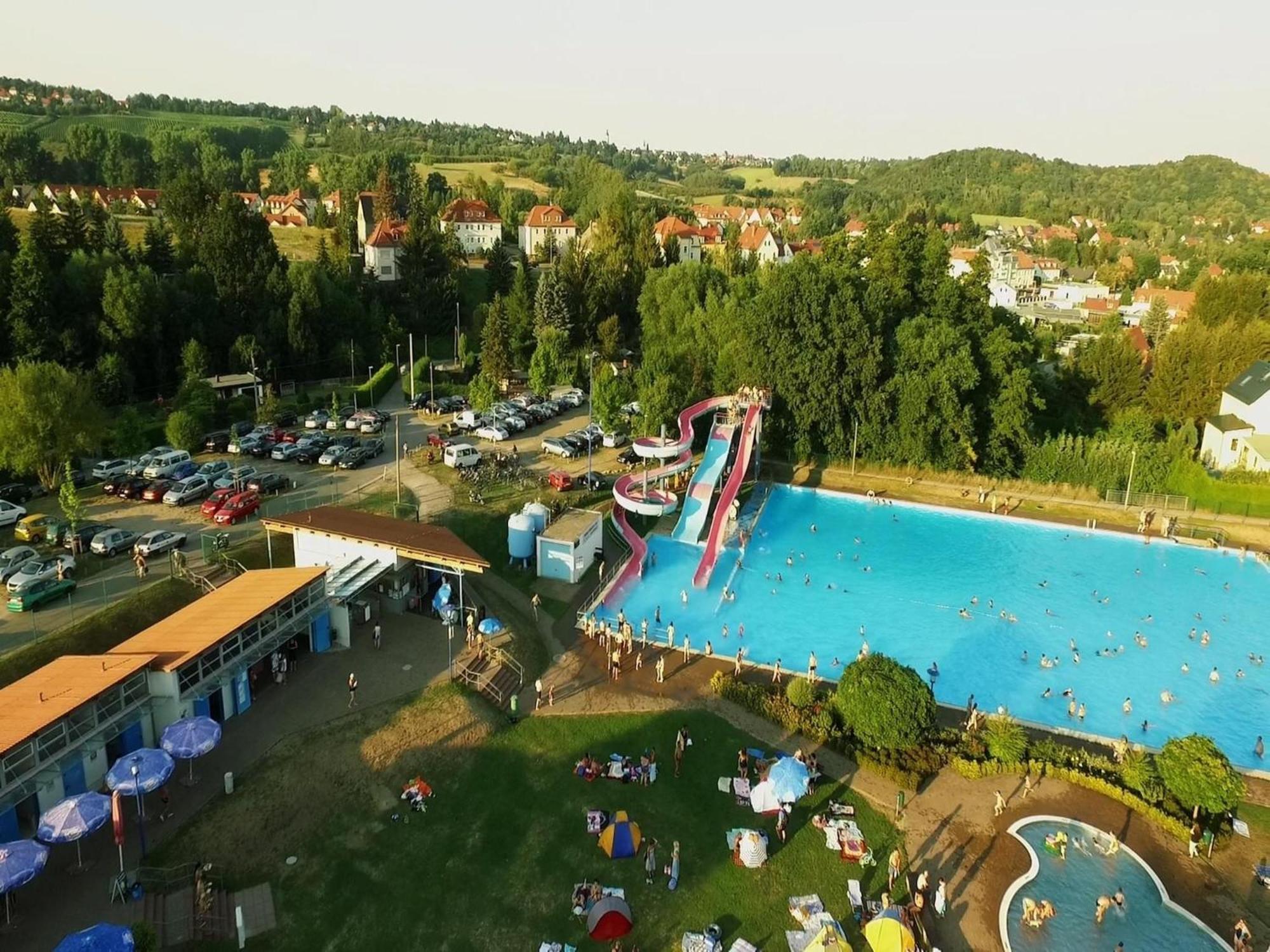 Apartment In Saxony In A Charming Area ไฟร์ทาล ภายนอก รูปภาพ